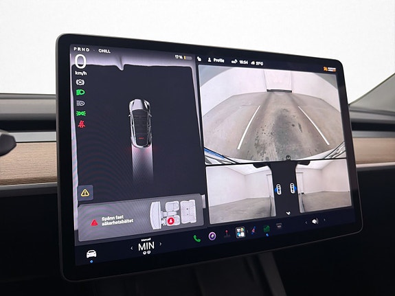 Tesla Model Y 20 of 30