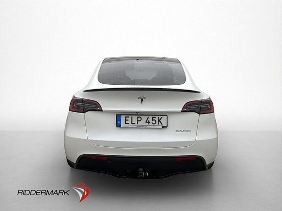 Tesla Model Y 8 of 30
