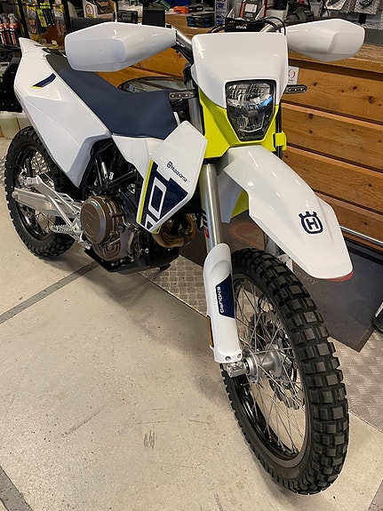 Husqvarna 701 Enduro 3 of 4