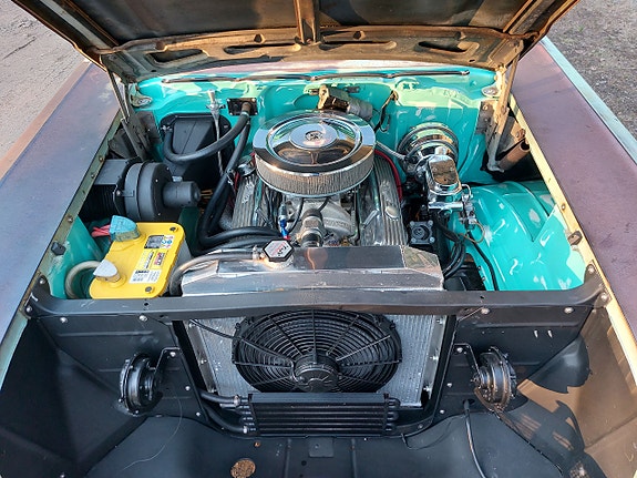 Chevrolet 210 7 of 9