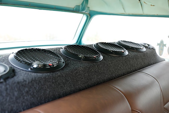 Chevrolet 210 4 of 9