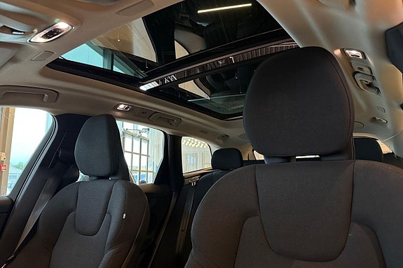 Volvo XC60 20 of 22