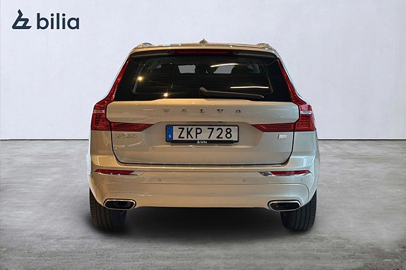 Volvo XC60 9 of 22