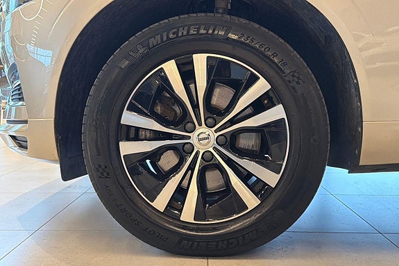 Volvo XC60 22 of 22