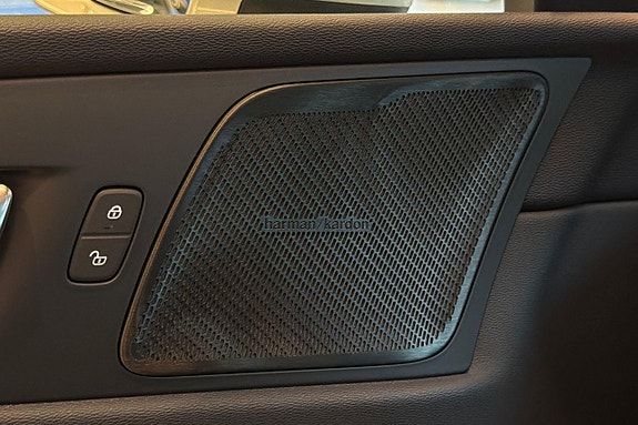 Volvo XC60 19 of 22