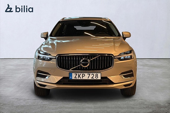 Volvo XC60 8 of 22