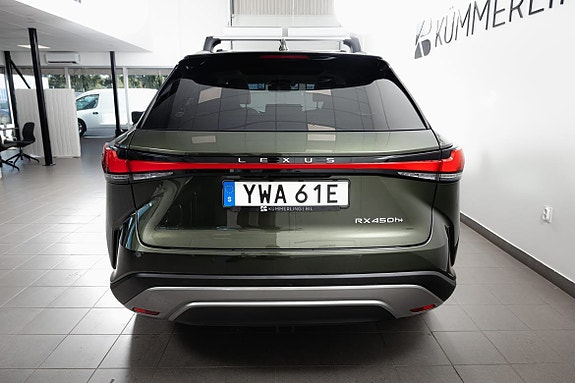 Lexus RX450h 10 of 26