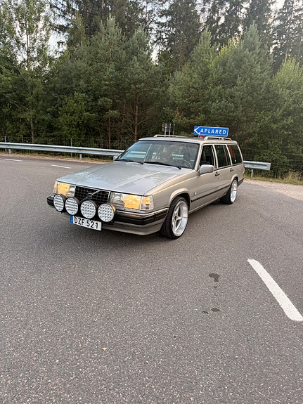 Volvo 940 3 of 6