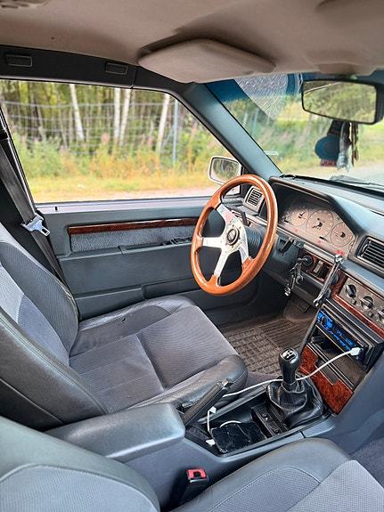 Volvo 940 4 of 6