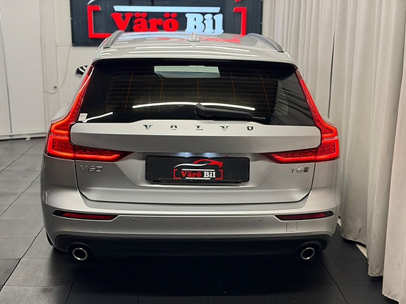 Volvo V60 7 of 29