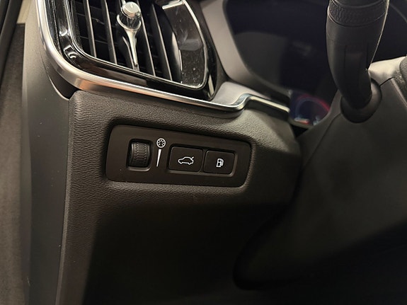 Volvo V60 27 of 29