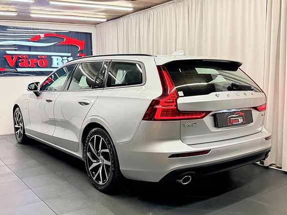 Volvo V60 3 of 29