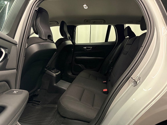 Volvo V60 19 of 29