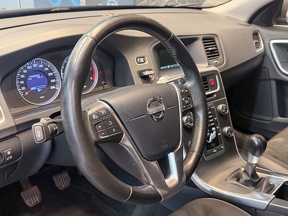Volvo V60 18 of 20