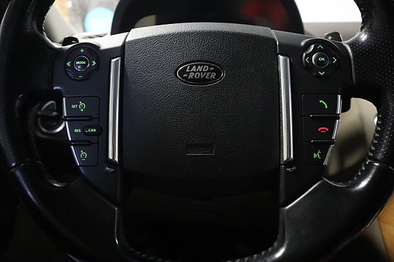 Land Rover Range Rover Sport 28 of 30