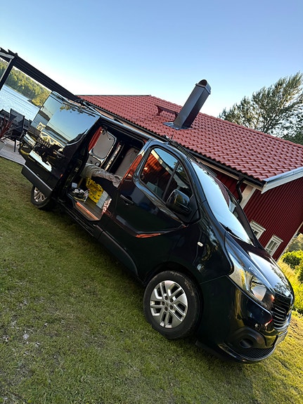 Renault Trafic 2 of 7