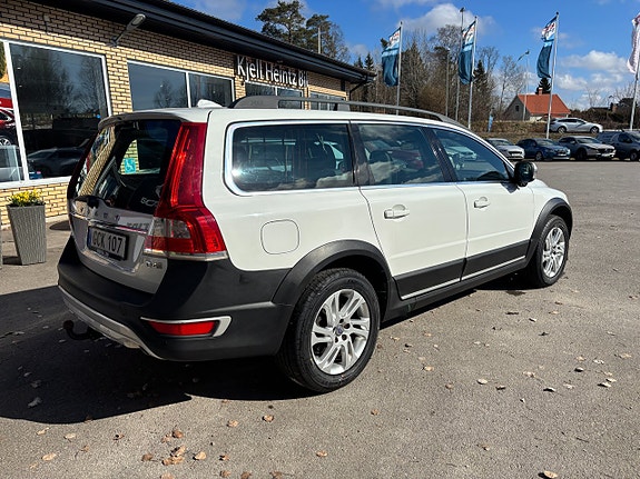 Volvo XC70 5 of 24