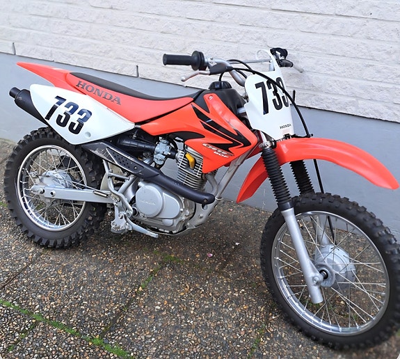 Honda CRF 80f 2 of 3