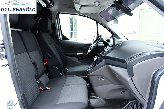 Ford Transit Connect 11 of 15