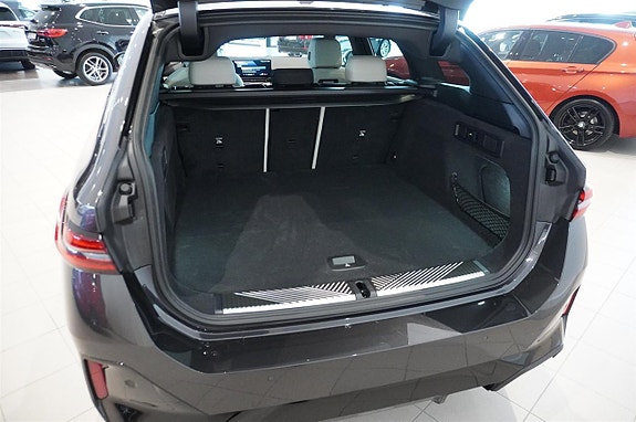 BMW 530e 5 of 12