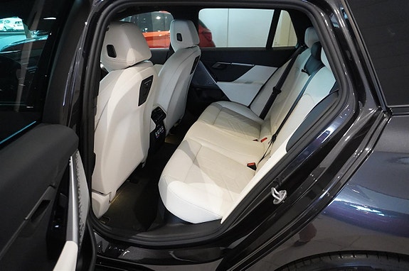 BMW 530e 6 of 12
