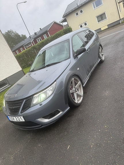 Saab 9-3 2 of 6