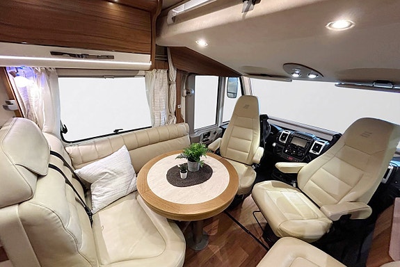 Hymer B 704 PREMIUMLINE -HYDRAULISKA STÖDBEN - 177hk - AUTOMAT - ALDE - SKINN - Cykelställ Garage - LÅNGBÄDDAR 7 of 30