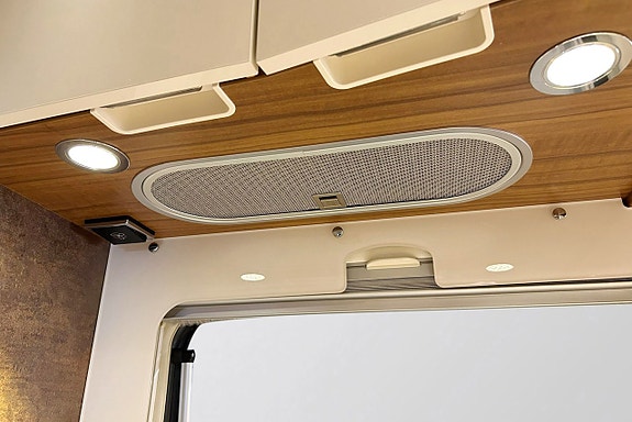 Hymer B 704 PREMIUMLINE -HYDRAULISKA STÖDBEN - 177hk - AUTOMAT - ALDE - SKINN - Cykelställ Garage - LÅNGBÄDDAR 22 of 30