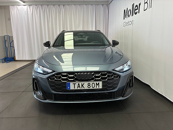 Audi A5 2 of 11