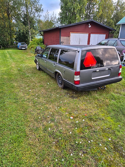 Volvo 940 4 of 7
