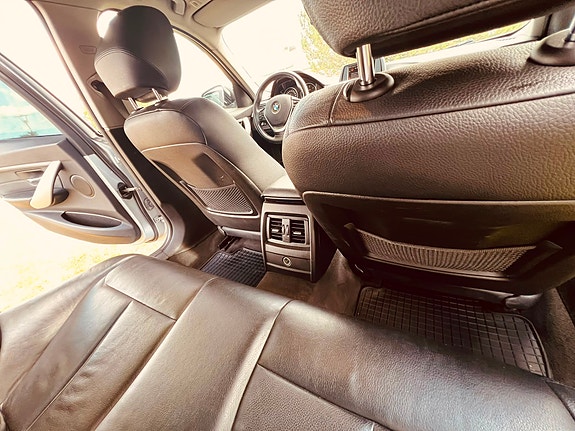 BMW 320d 8 of 9