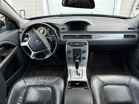 Volvo V70 5 of 11