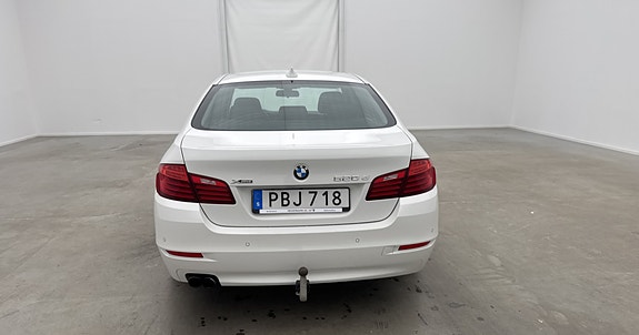 BMW 520d 5 of 16