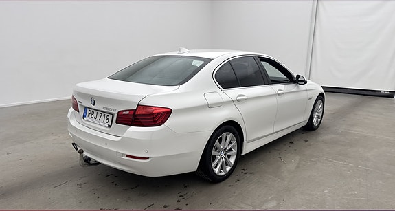 BMW 520d 4 of 16