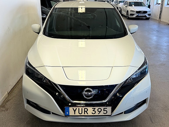Nissan Leaf 4 of 16
