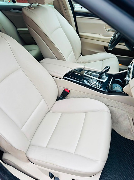 BMW 520d 14 of 15