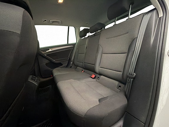 Volkswagen Golf I 17 of 30