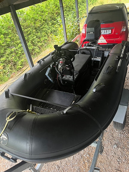 Great White alu rib 300 Yamaha 25hk 2 of 7