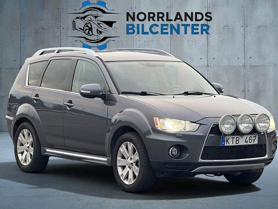 Mitsubishi Outlander 2 of 13
