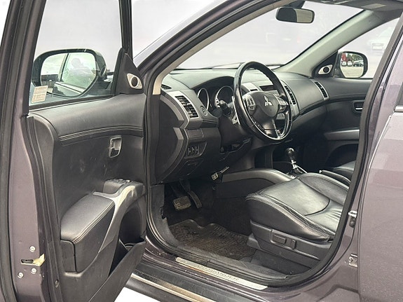 Mitsubishi Outlander 10 of 13