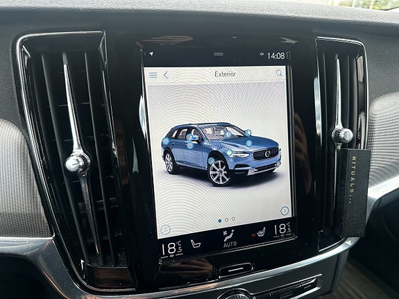Volvo V90 Cross Country 17 of 20
