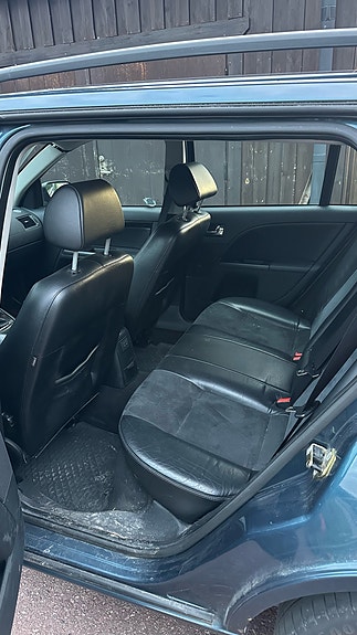 Ford Mondeo 4 of 5