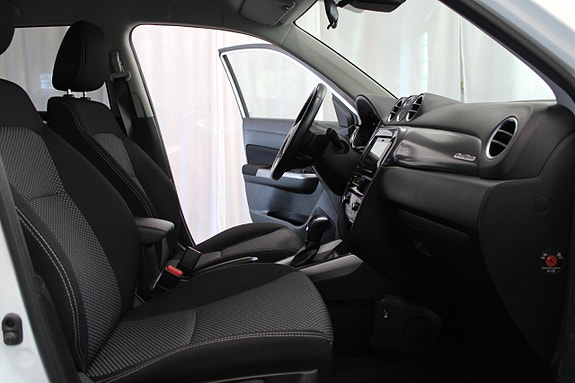 Suzuki Vitara 13 of 23