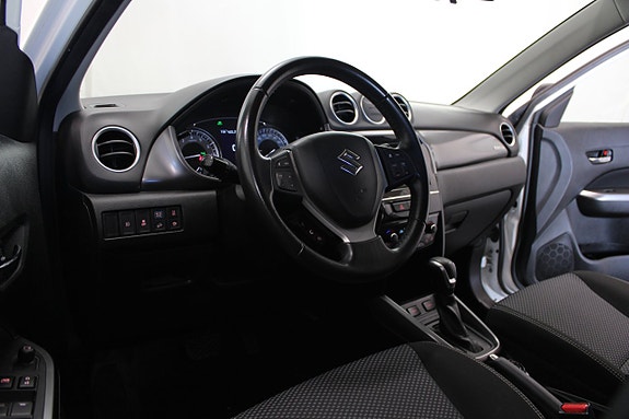 Suzuki Vitara 10 of 23