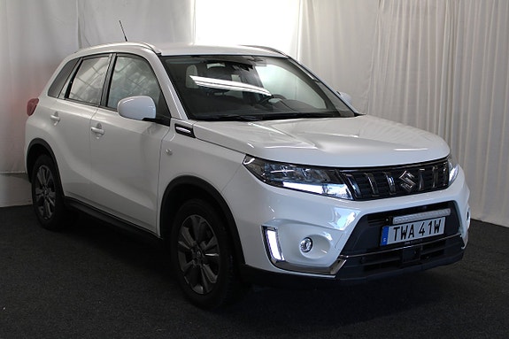 Suzuki Vitara 2 of 23