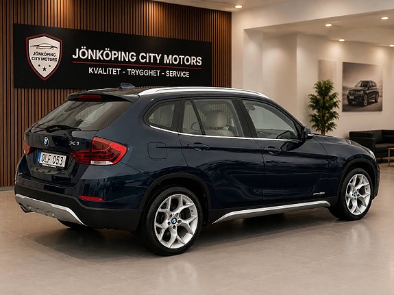 BMW X1 3 of 23