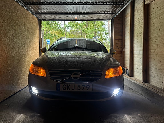 Volvo V70 9 of 10
