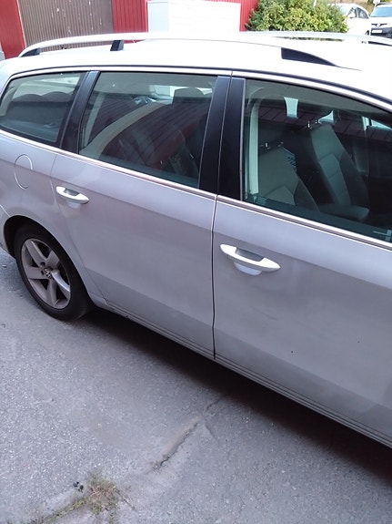 Volkswagen Passat 6 of 10