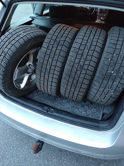 Volkswagen Passat 10 of 10