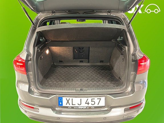 Volkswagen Tiguan 16 of 22